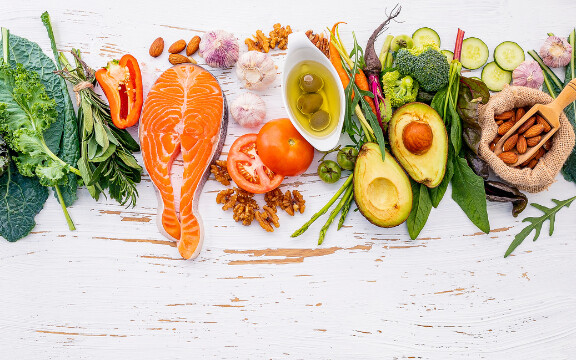 Craving Change? My Experience with the 7-Day Low-Carb Meal Plan (1400 Calories)!