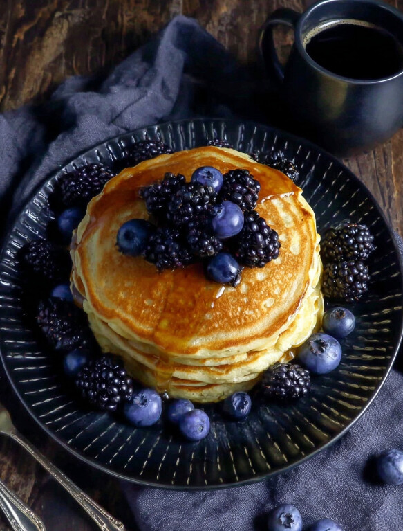 The Best Fluffy Protein Pancakes (Made with Whole Wheat!)