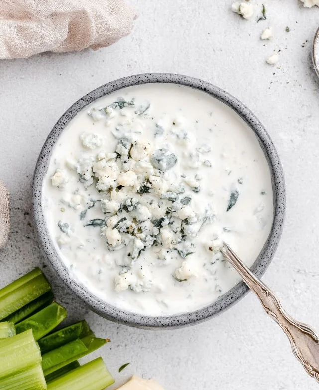 Classic Chunky Blue Cheese Dressing (Low-Carb) Recipe