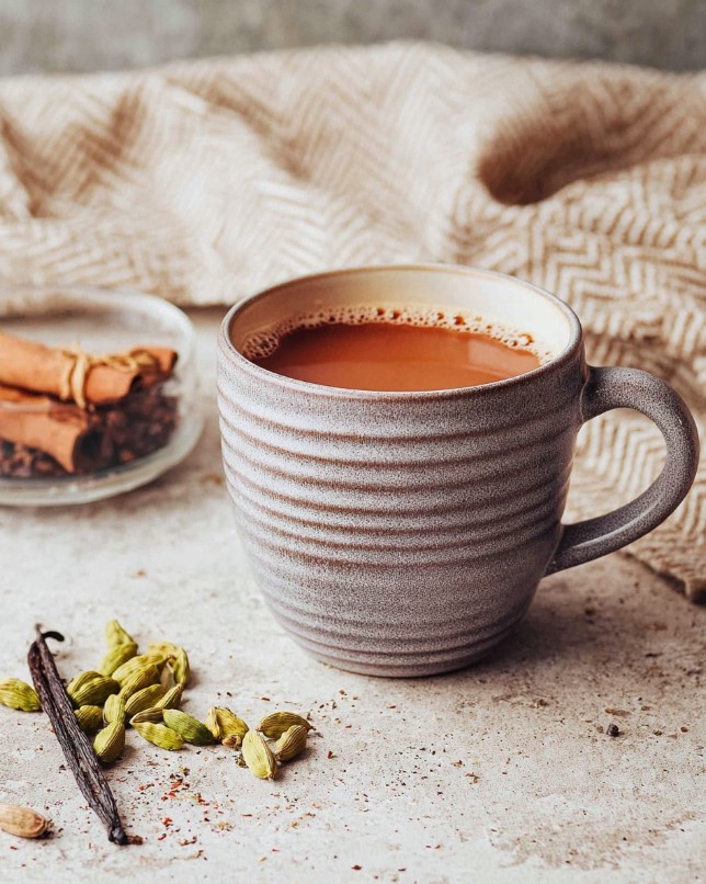 Cozy Vanilla-Spice Rooibos Blend (Caffeine-Free)